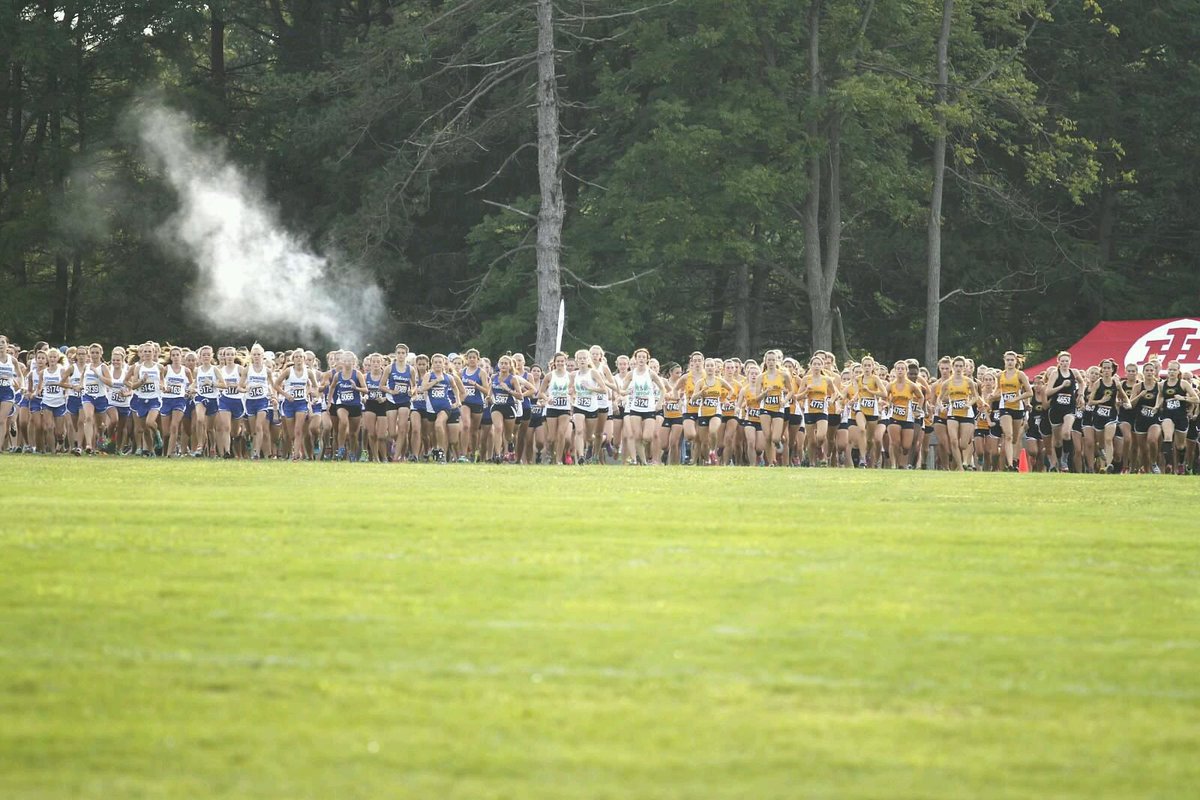 SetonTrackCC's tweet photo. Get up. It's race day. #QueenCityInvite #SetonCC https://t.co/Swvb6D4AjU