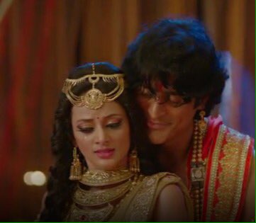 KajolFctm's tweet photo. Captures #Ashvi #KajolasDevi @Ashoka_Colors @Momokideewani https://t.co/owAVvuSCbB