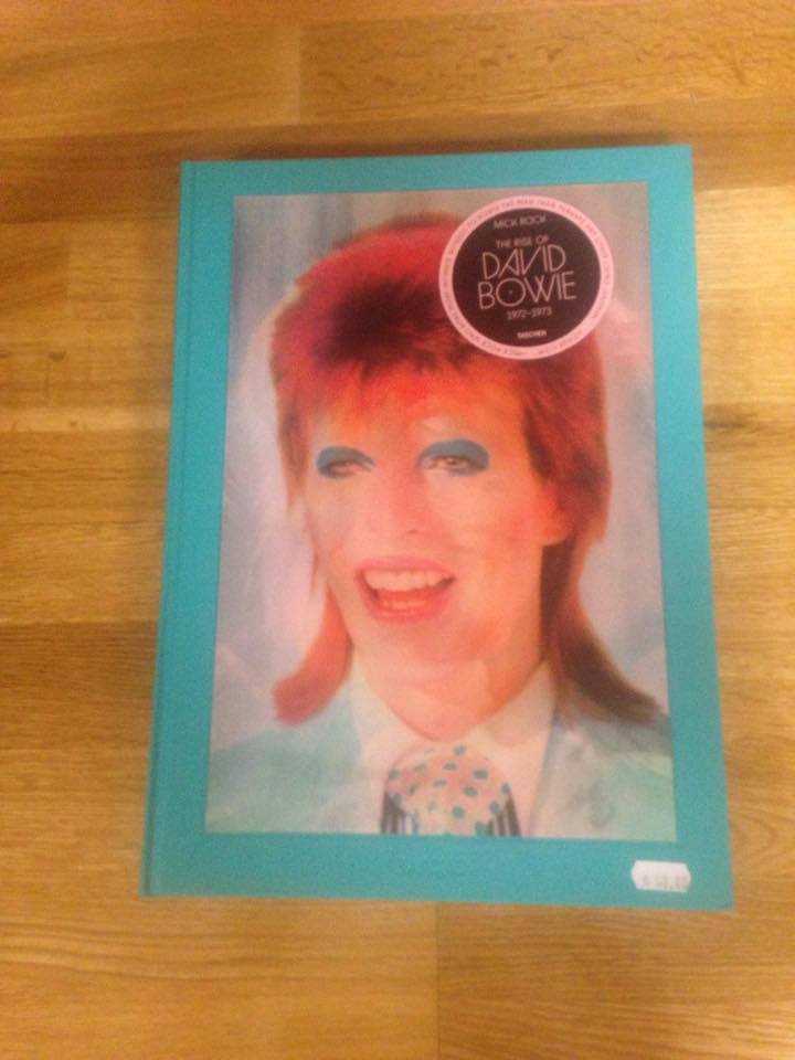 Khans Books tweet media