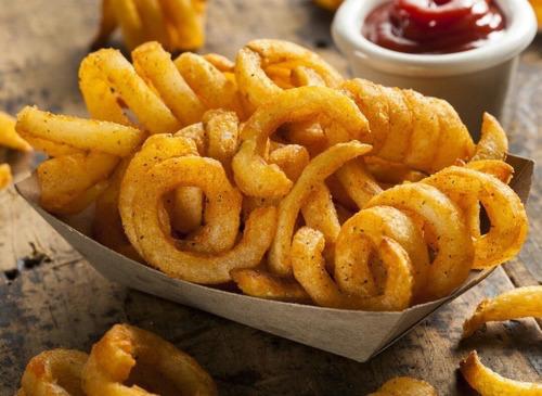 ItsFoodPics's tweet photo. The Ultimate Mac &amp; Cheeseburger With Curly Fries https://t.co/30DUok2HA3