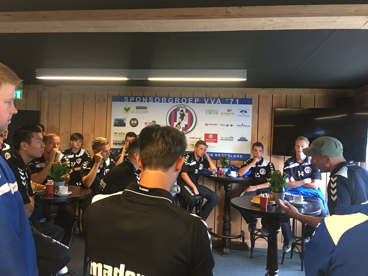 VVAAchterberg's tweet photo. Voetbal doe je met je voeten, met je hoofd en met je hart. Niet met je mond...#wedstrijdbespreking #vvakes https://t.co/TbF0bypmIQ