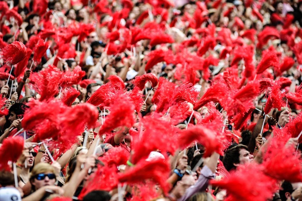 gxrrettgsn's tweet photo. After waiting for the past 244 days, the time has finally arrived! Get up, #DawgNation. ITS GAMEDAY!!! https://t.co/1LR1NvqEyj