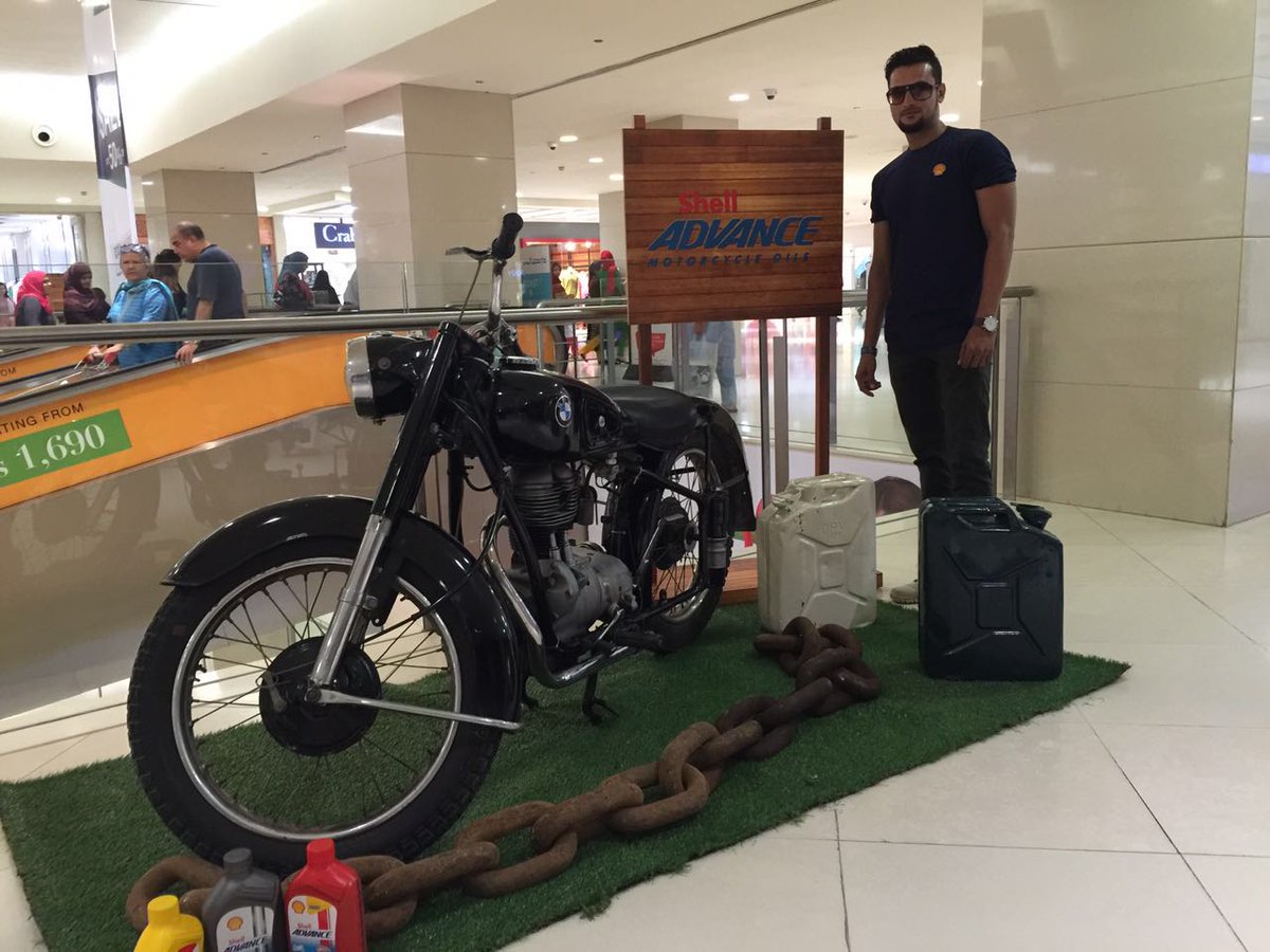 MahRukhTK's tweet image. #ShellAdvance more than 25 bikes such has #HarleyDavidson #Ducati #Yamaha #Honda are showcased