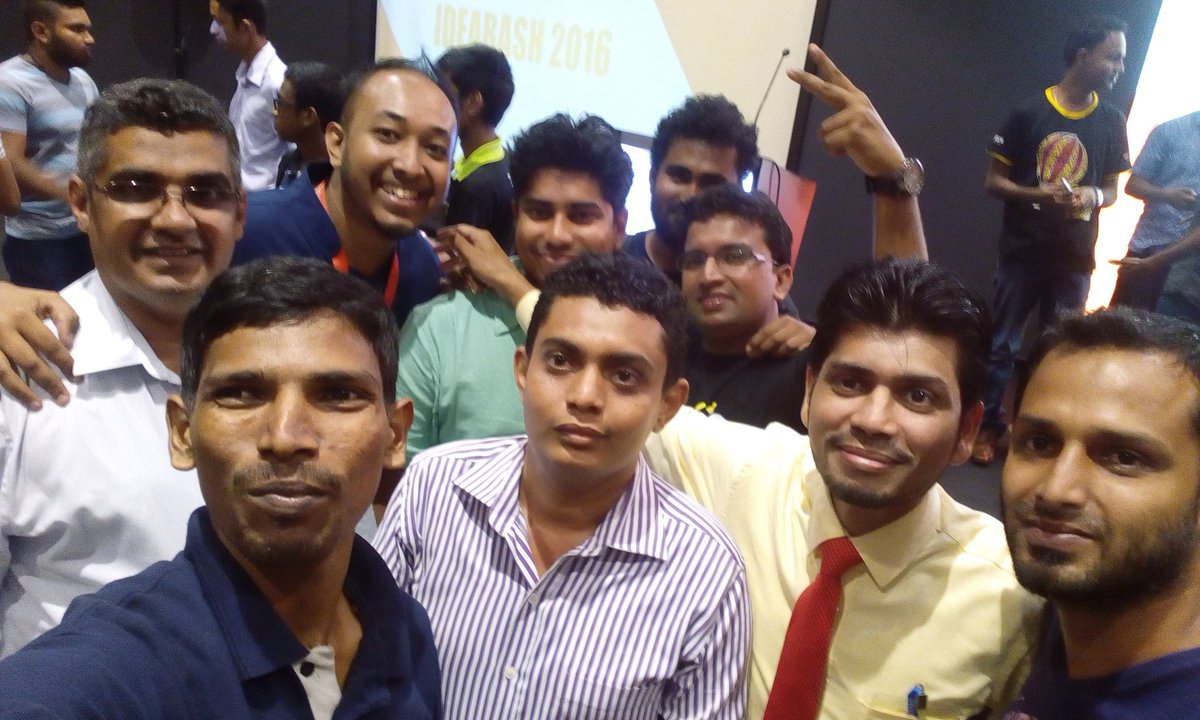 mmasanoon's tweet photo. Winning Team of #ideabash2016 @IdeaMartLK https://t.co/VRy7TMhkWB