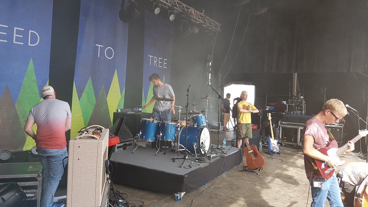 seed_to_tree's tweet image. Setting up the #SeedToTree stage at @WardinRock Festival!