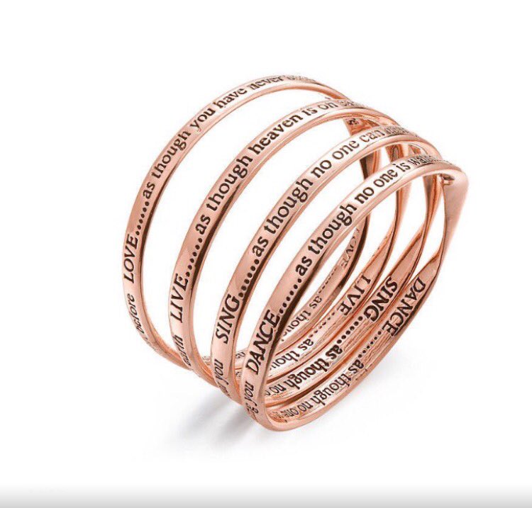 lindaturner997's tweet image. RT @1RebeccaLouise: FM &amp;amp; RT to win bangles (£40) #winweekend #competition #bangles #jewellery #inspiration #love  🐑🐀