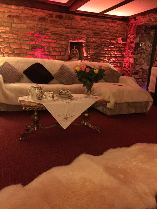 Pro Dommes ! Give your subs a treat and hire @aleedsstudio for a memorable BDSM session ! https://t.<a class="tags" target="_blank" title="On Twitter" href="/?out=eyJ0eXAiOiJKV1QiLCJhbGciOiJIUzUxMiJ9.eyJpYXQiOjE3MjM1MjY4MTksImlzcyI6InR3cG9ybnN0YXJzLmNvbSIsIm5iZiI6MTcyMzUyNjgxOSwiZXhwIjoxNzU1MDYyODE5LCJyZWRpcmVjdF91cmwiOiJodHRwczovL3R3aXR0ZXIuY29tL2FsZWVkc3N0dWRpbyJ9.y6txUasGgChCcCz3hylw0_zB0B8iNfWkxqiQNyznq0lgijs70IajPphg2v2FTjYAb16grYUxA_MGsIgZO5eXbA">@aleedsstudio</a><a href="/tag/chamberhire"class="tags"><span>#chamberhire</span></a>