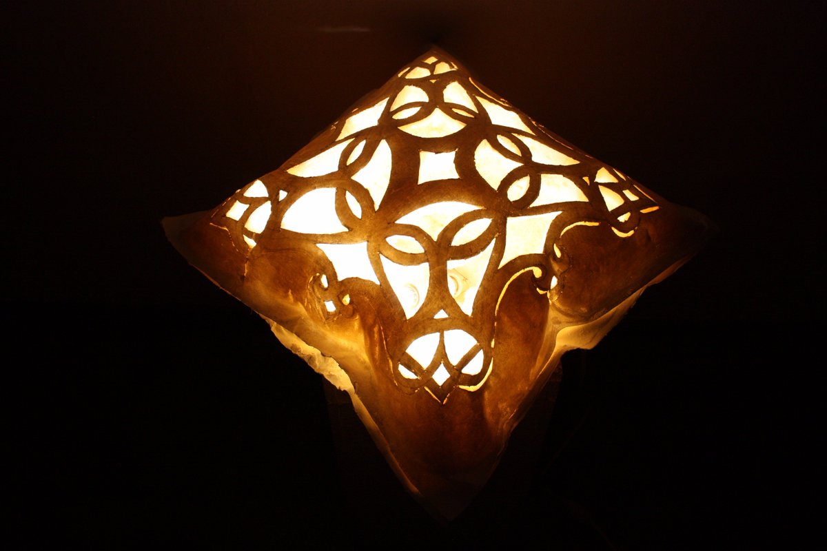 BeatrixBas's tweet image. lightpillows work in progress...!