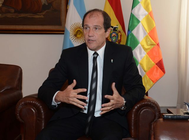 #Bolivia: La guerra y La Paz bit.ly/2c9Bo5U