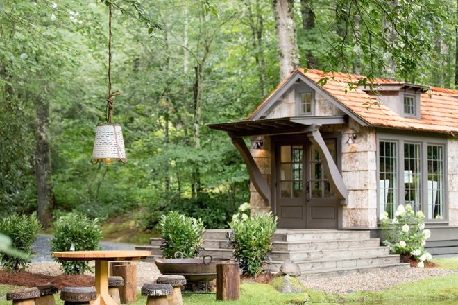 knoxnews's tweet photo. Clayton home building group unveils tiny home designer series https://t.co/1Cf14BjeVV https://t.co/5peSfppxcf