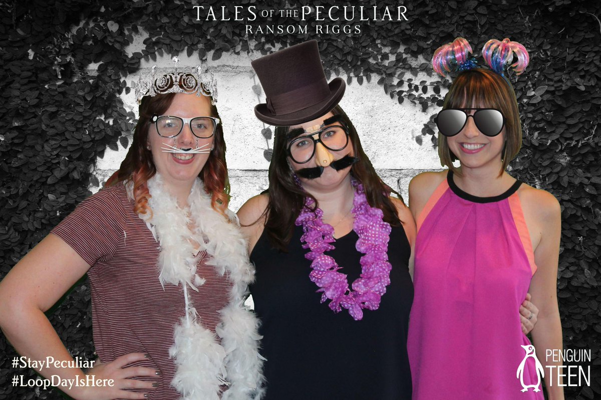 TapSnapPhotos's tweet image. #StayPeculiar  #LoopDayIsHere