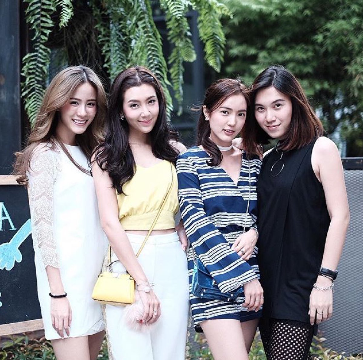 My bestfriends are like fairy tales🦄 @padpudd @buawansiriV <a href="/zerosmeo/">O. Prakobporncharoen</a>