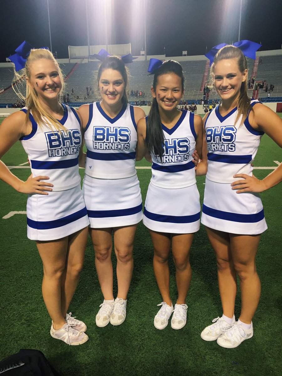 Alliebuf's tweet photo. Best day of the yearππ #saltbowl2016 https://t.co/DoGt2Fiq2H