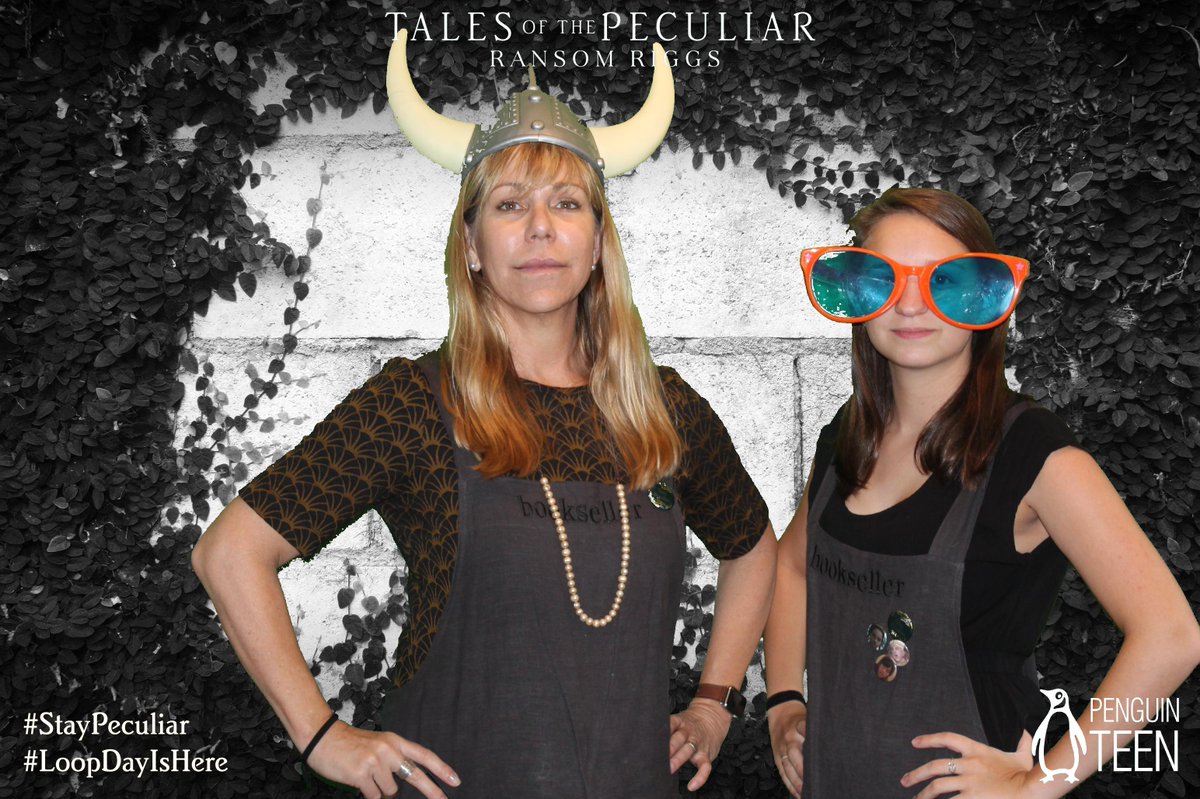 TapSnapPhotos's tweet image. #StayPeculiar  #LoopDayIsHere