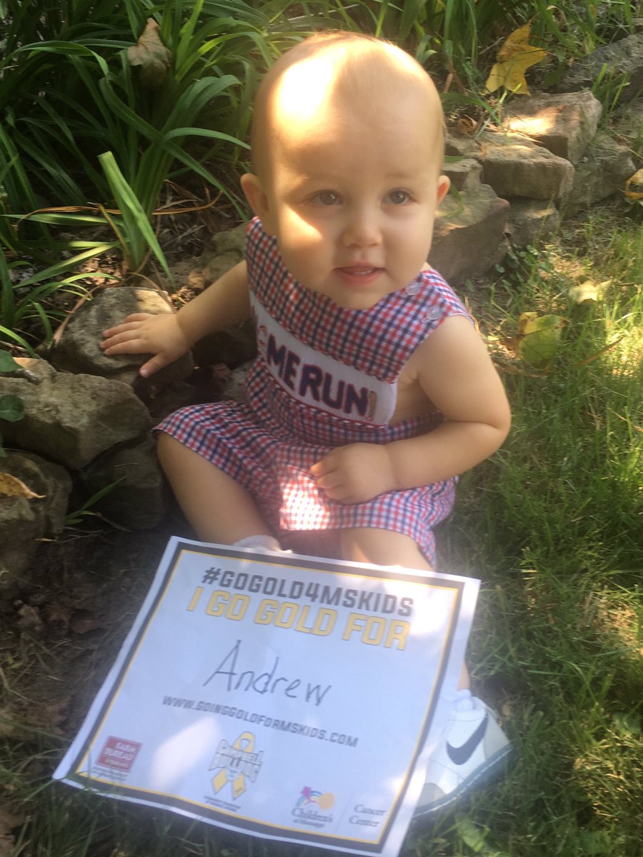CarCryer's tweet photo. #GoGold4MSKids with @BlairEBatson in honor and support of Childhood Cancer Awareness Month! https://t.co/MsbAnYueRi