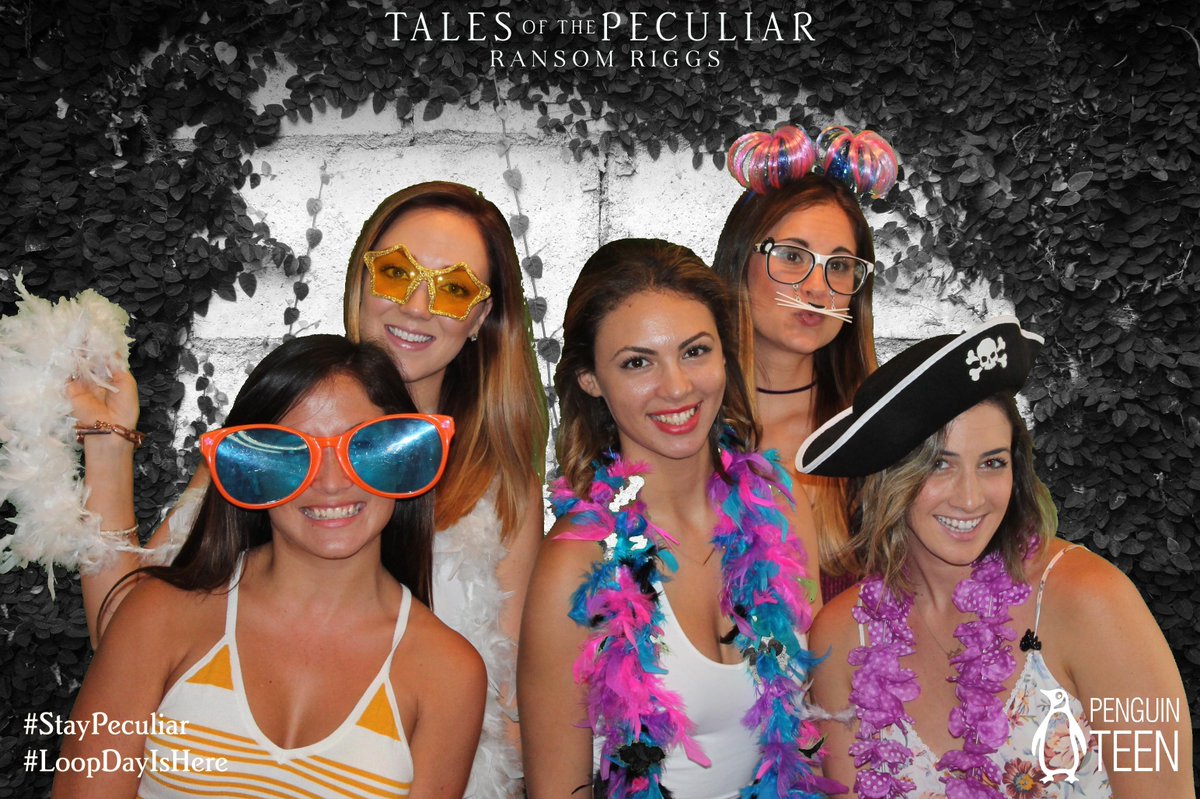 TapSnapPhotos's tweet image. #StayPeculiar  #LoopDayIsHere