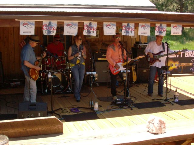tempaccount4335's tweet photo. BULLITT BREED LIVE! -- Freshwater Saloon -- #Guffey #Colorado #CO #RockyMountains TODAY AT 1pm https://t.co/G6CBrHeMIG