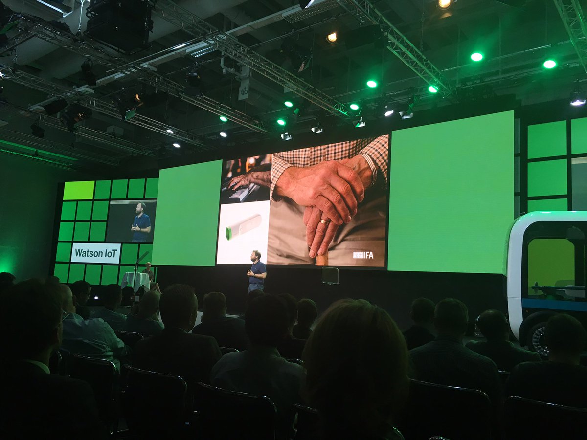 marcobesnard's tweet photo. @cedhutch introduce a partnership between @Withings, @nokia and @IBMWatson https://t.co/rxlE94jHBG
