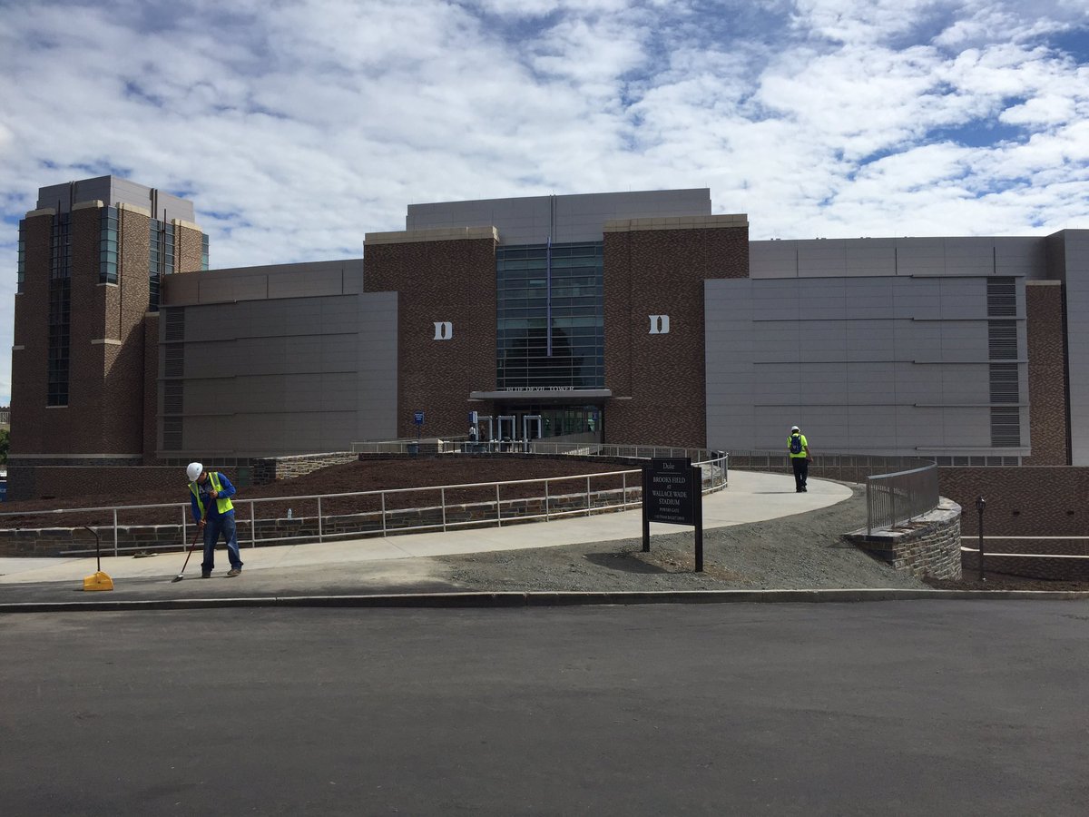 Duke_GAMEDAY's tweet image. T-minus 6.5 hours to kickoff #OurProgram