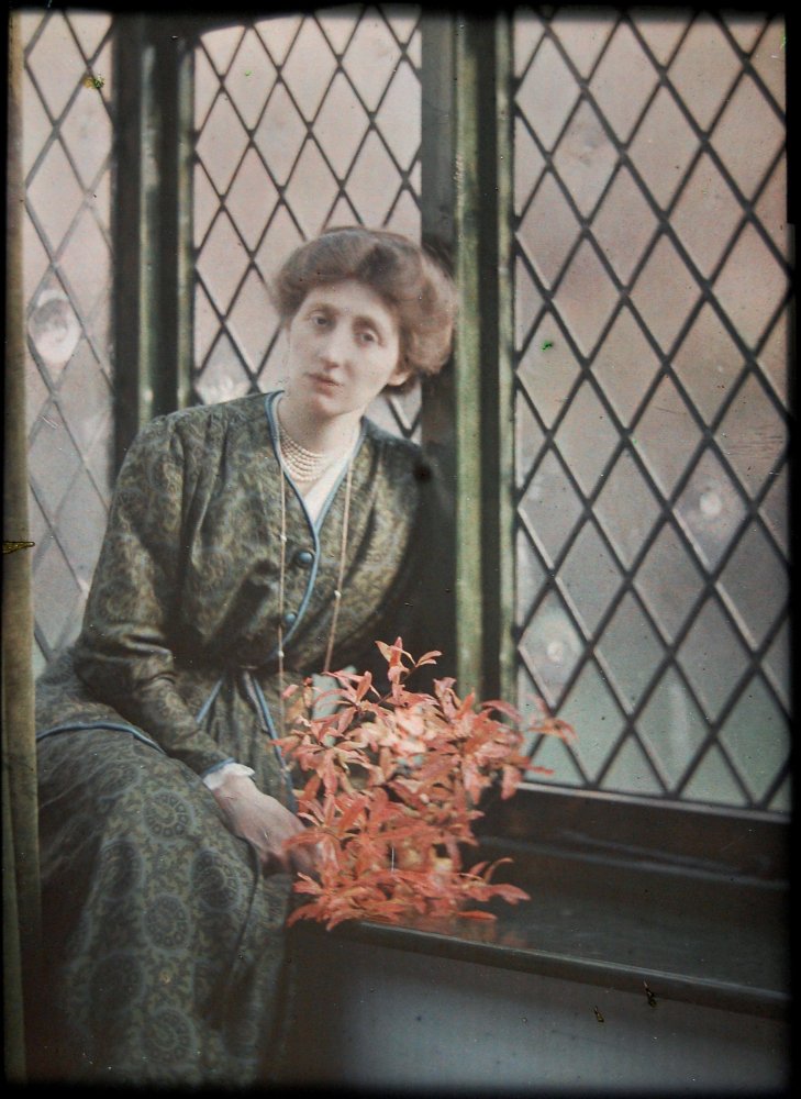 NorwichCastle's tweet photo. #OliveEdis born #OnThisDay 1876, explore her life & work in 'Fishermen & Kings: The Photography of Olive Edis' 8 Oct https://t.co/iJOe3ZYG6r
