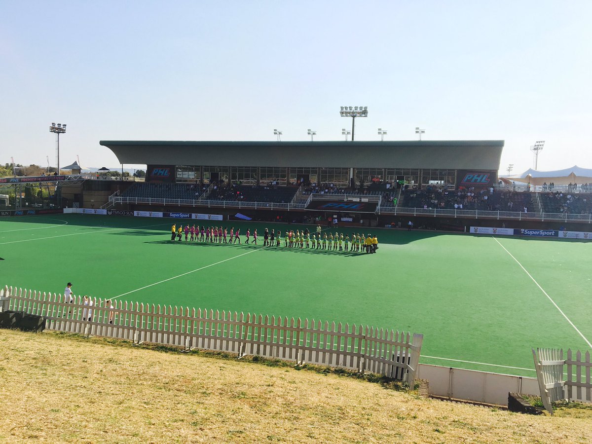 shanespain5's tweet photo. 4-0 WIN for the @WWingsPHL 👐🍷🇿🇦🏑😎 Good start to the PHL! #inittoWINGit @SA_PHL @robs387557 @kai7aflemming @JMM_11 https://t.co/3ICXNWr7AS