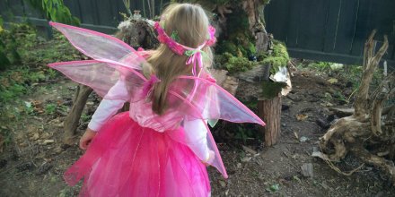 FallNewEngland's tweet image. Finally, all in one place! @FallNewEngland's Guide to Fairy and Princess Events this fall bit.ly/1L76i5s