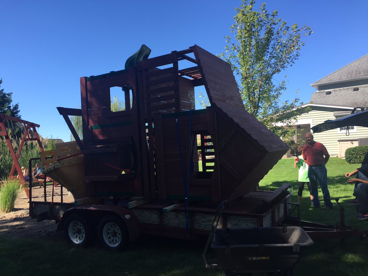 timsmith37's tweet image. Just a normal Saturday morning. Kids will be excited.