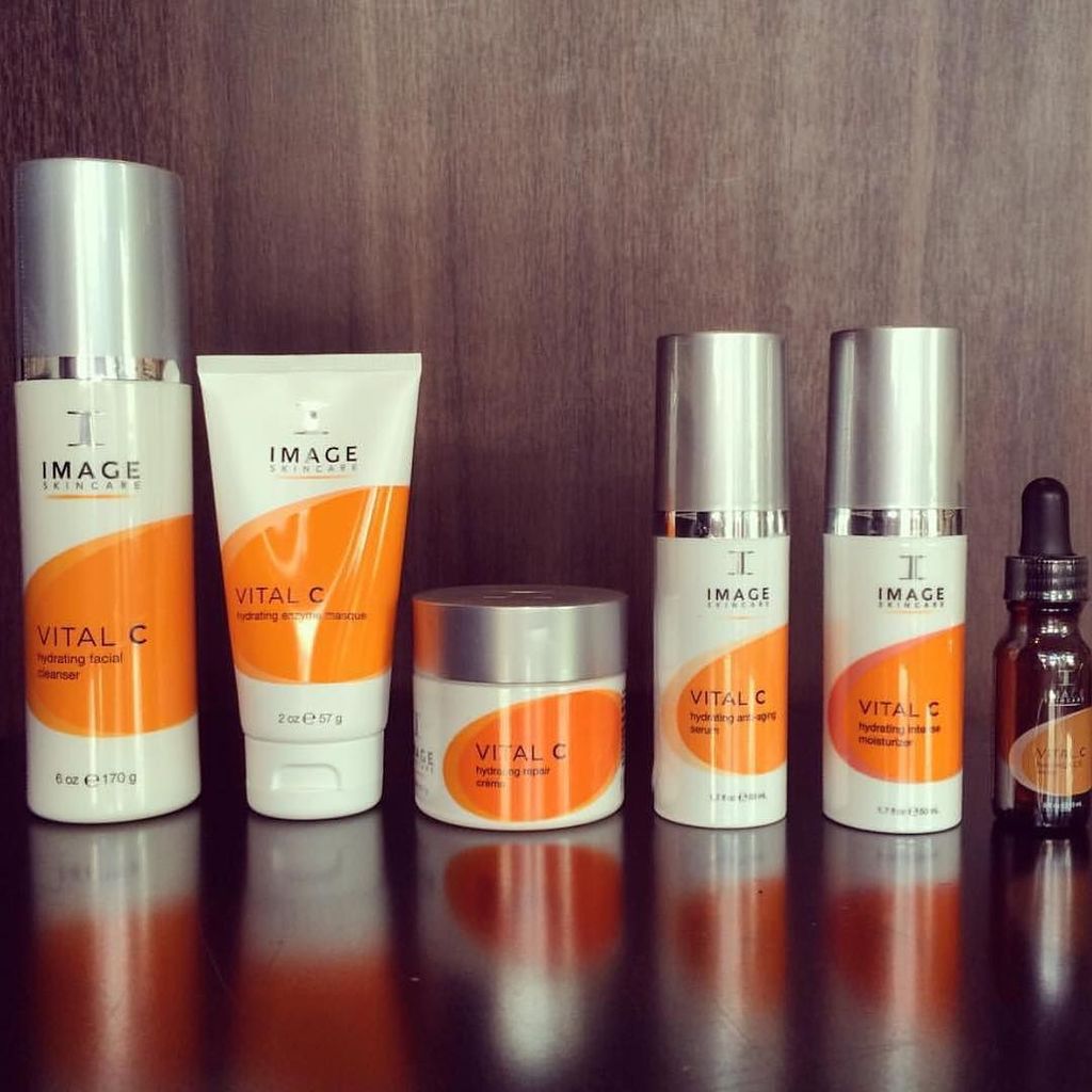 inSPArationMgmt's tweet photo. Weekend essentials curiosity of @bodymassagewellnessspa. 💆🏻👑 #insparationmanagement #skinc… https://t.co/qGCXDIzkpu https://t.co/6nUI5wiutw