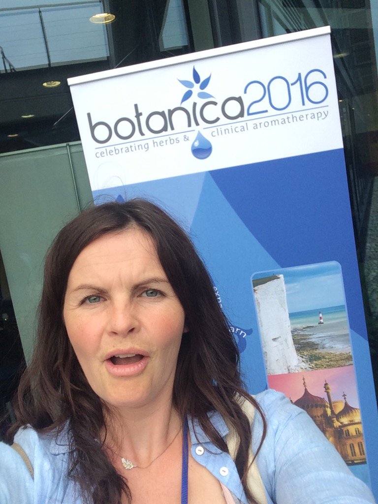 ClaireWellbeing's tweet photo. Whoop whoop to more Aromatherapy Awareness thank you #botanica2016 https://t.co/1iPpGcwG16