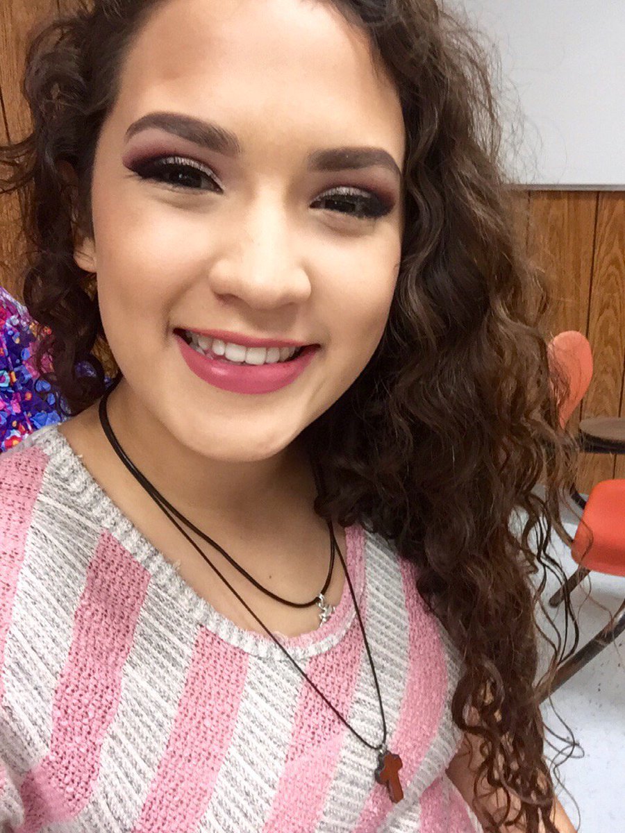 KaseyLaughsAlot's tweet image. #MaxFactorxTarget #ESVoxBox @influenster @MaxFactorUK! Got eyeliner/mascara for testing purposes and I LOVE THEM ❤️