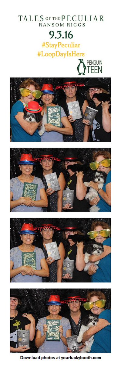 MacIntoshBooks1's tweet image. The Mac gals celebrating #loopday #loopdayishere #staypeculiar luckyphotobooth