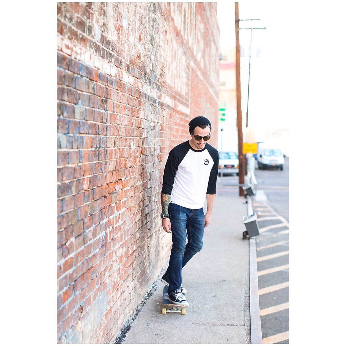 BuzztreeClothCo's tweet image. Check out all of our ON SALE items like this 'BT' Baseball Tee at BuzztreeClothing.com