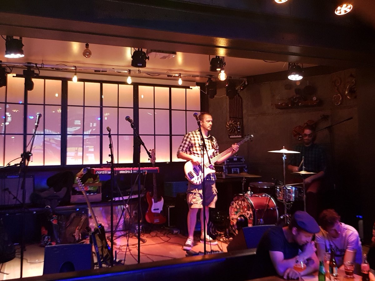lamachinebe's tweet photo. Sound-check Purpleized @lamachinebe https://t.co/nim1sRRmYx