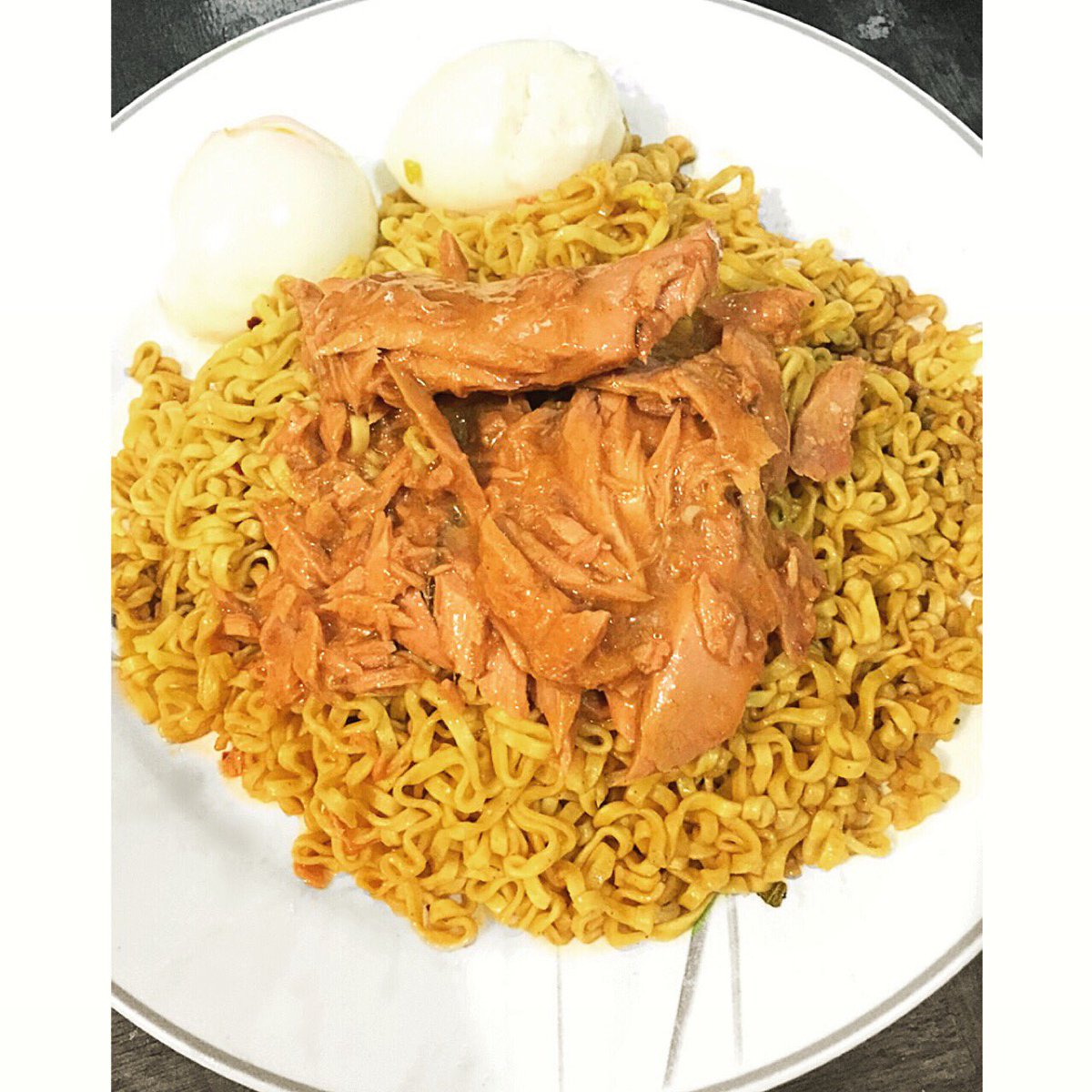 akosiKenChan's tweet photo. Just got home from taping &amp; I made this for myself.Instant noodles+tuna+eggs! 😋Try niyo yung ganito,solid mga pre! 👌 https://t.co/GorR16stQX