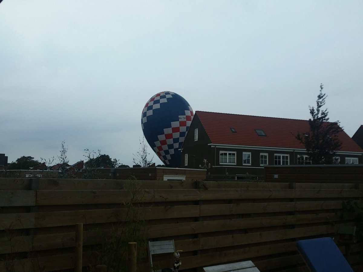 Neluzzz's tweet photo. @Meerstad zo dichtbij. Scheelde misschien 2 meter met dat dak ervoor https://t.co/qU7wSKCRP8