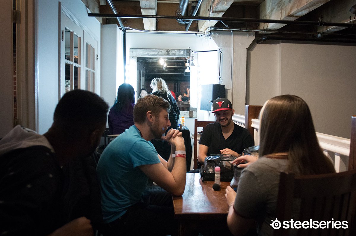 SteelSeries's tweet photo. Yesterday's photoshoot was a success! Thanks to everyone who came out. Onto the main event 😍 #PAXWest https://t.co/0RJoyWVR6M