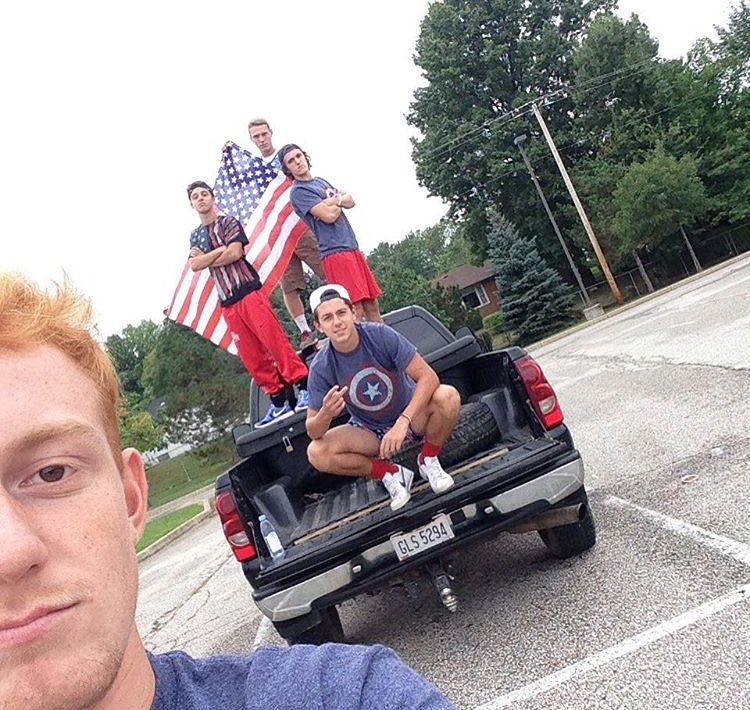 maxmback44's tweet image. Big Happy Birthday to my brother @dean_beddow I hope it's a great one man love ya❤️🎊🎉