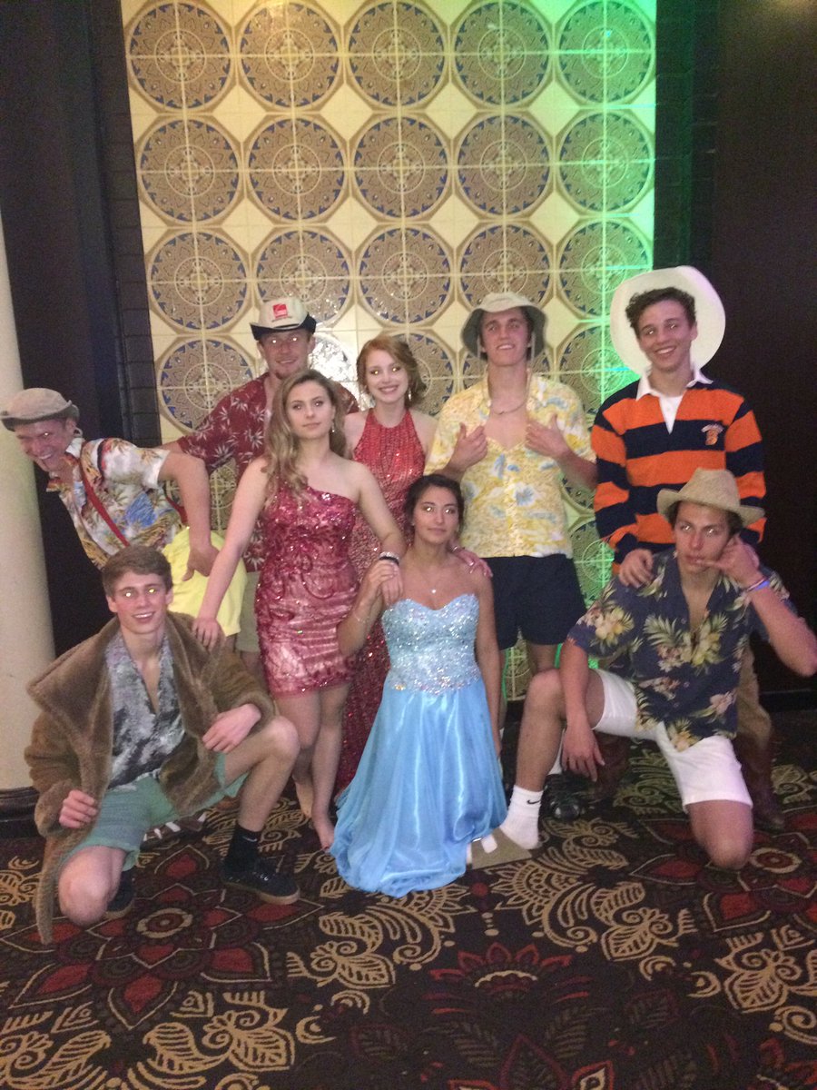 maxmback44's tweet image. Big Happy Birthday to my brother @dean_beddow I hope it's a great one man love ya❤️🎊🎉