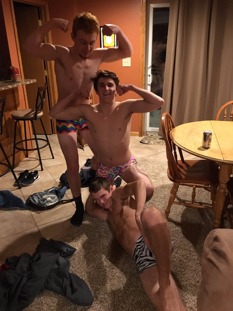 maxmback44's tweet image. Big Happy Birthday to my brother @dean_beddow I hope it's a great one man love ya❤️🎊🎉