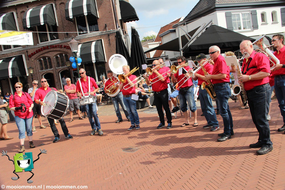 Foto's van het Ommer Bissingh Blaasorkestenfestival van vandaag zijn te vinden via: mooiommen.com/fotobestellen/