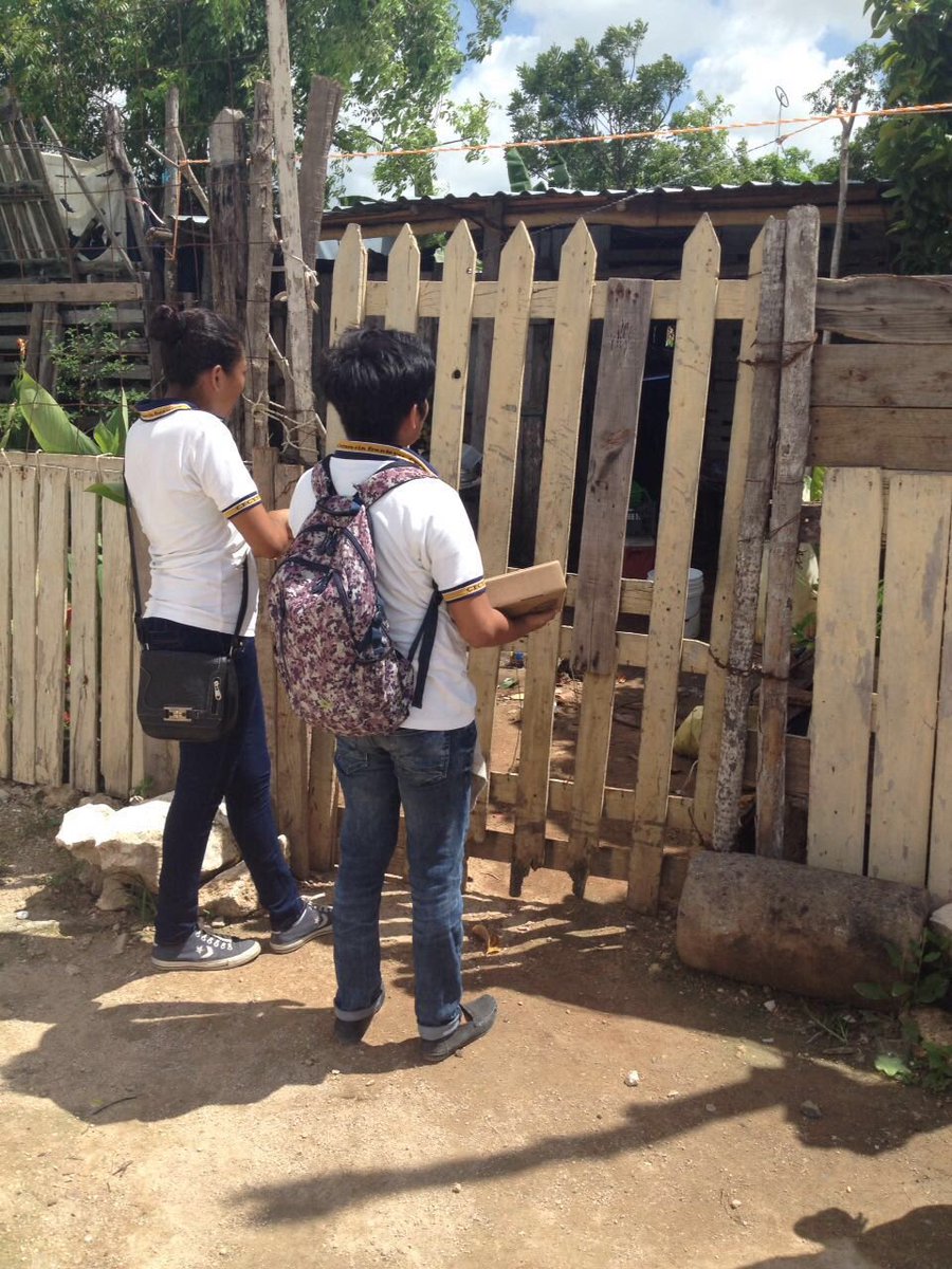 MtraKarina's tweet image. Invitando a curso Aún Es tiempo de aprender #JovenEsServicio #Alfabetizar @cecyte_qroo @ImjuveMX @IEEA_QROO