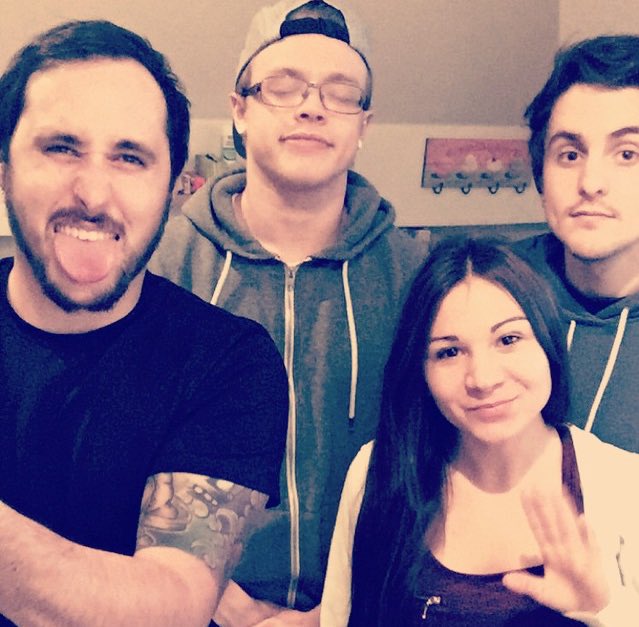 TheMaddigans's tweet image. Hi. 😜😴🤗🙂