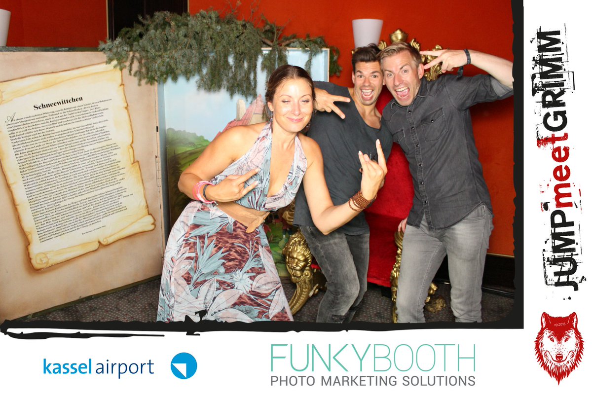 ...und sie feierten zusammen bis an ihr Lebensende! <a href="/funkyboothde/">Funkybooth</a> #njc2016 #marketingfairyland