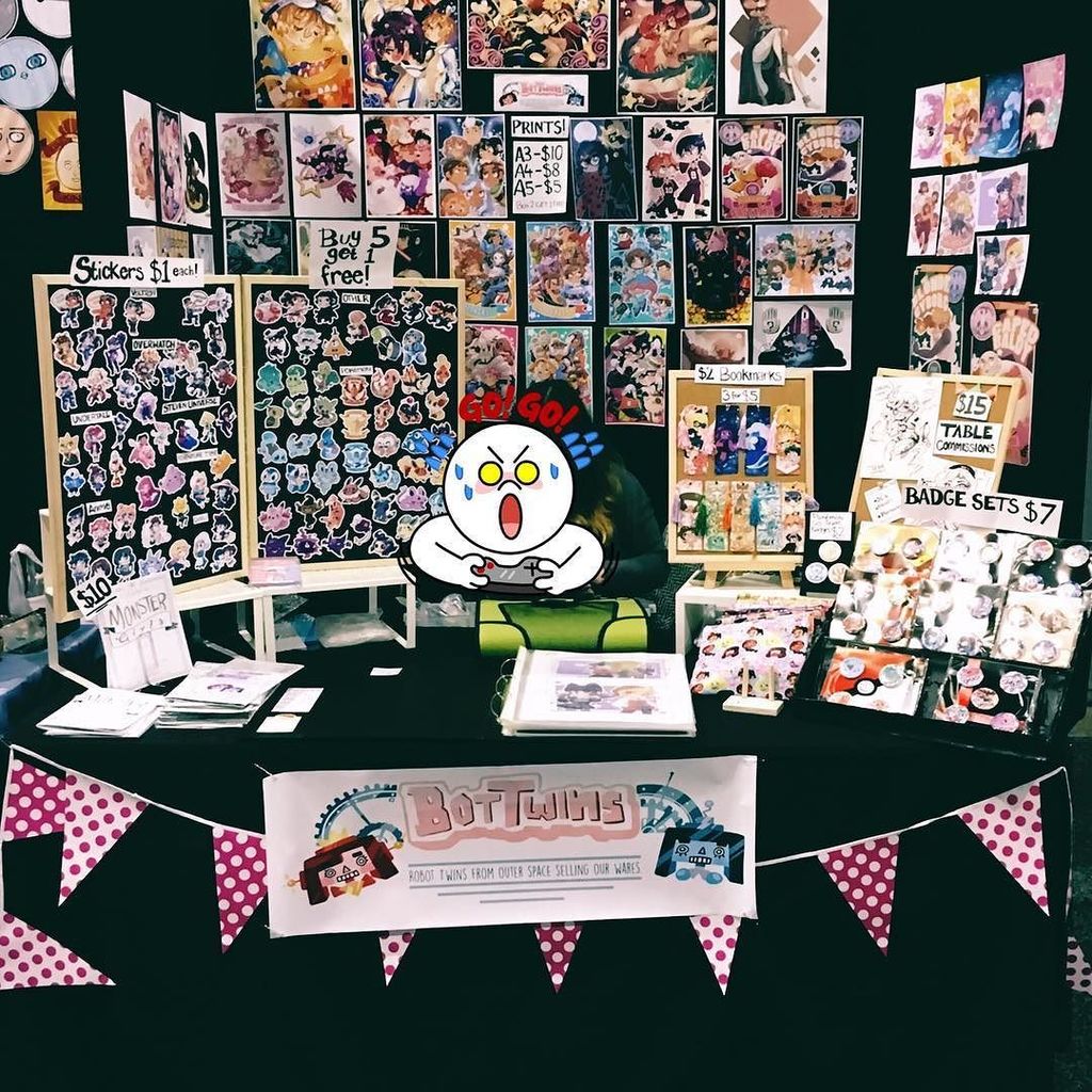 BotTwinsArt's tweet photo. Ready for day 2 of @madfest come say hi! #table59 #artistalley #creatorszone #madfest https://t.co/4e5lPlQkDu https://t.co/JTT3FuqNop