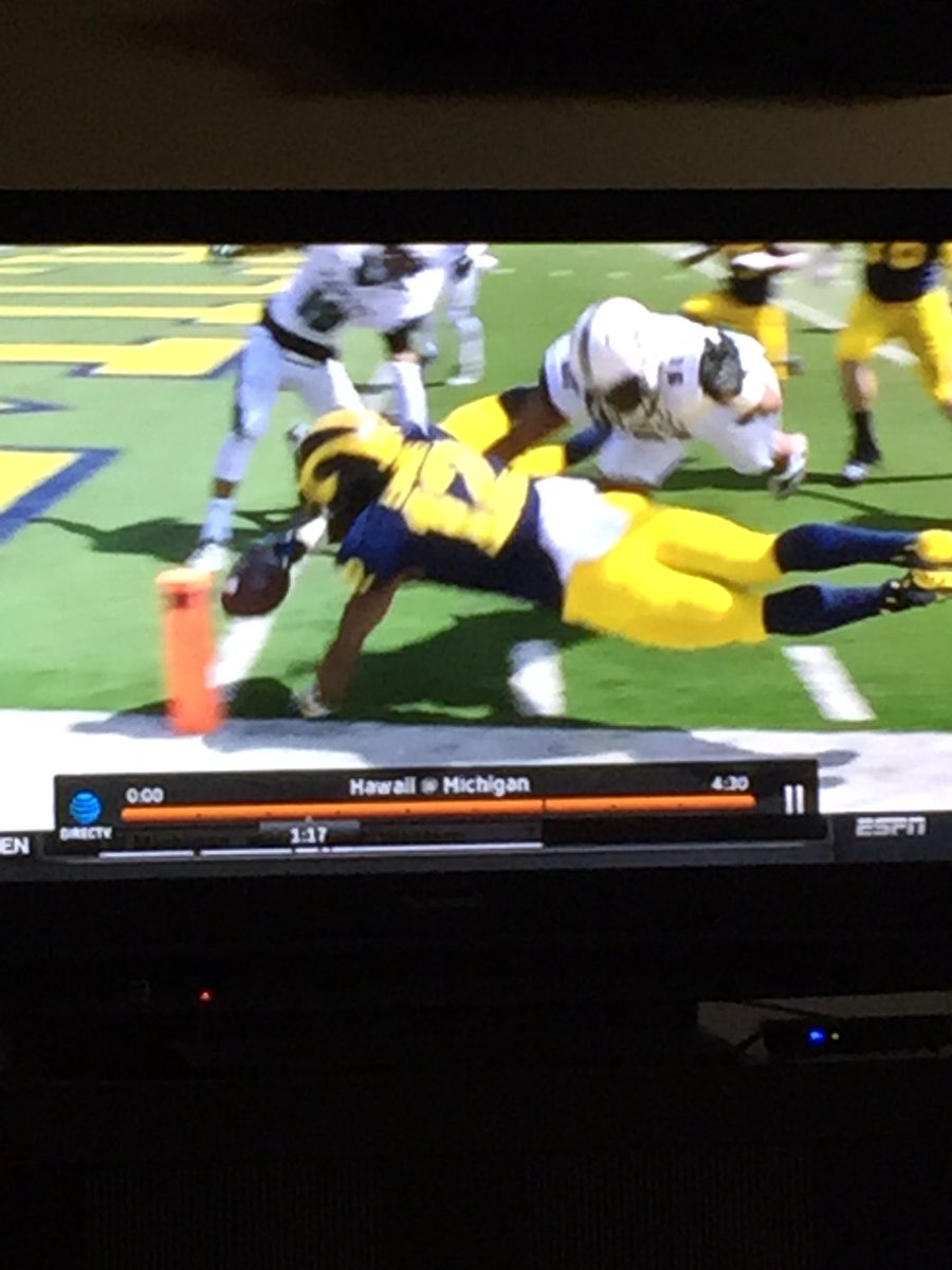 SFEArcher22's tweet photo. Awesome to see @Kidnplay_abc123 playing some great football @UMichFootball! #goblue https://t.co/fsaykpZK6j