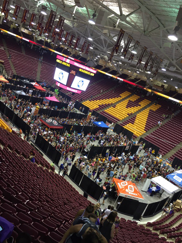 blingren's tweet photo. If you are not at Explore U, you're missing out! #umn20 #transfer #ofyp https://t.co/b5NDW1I1tr