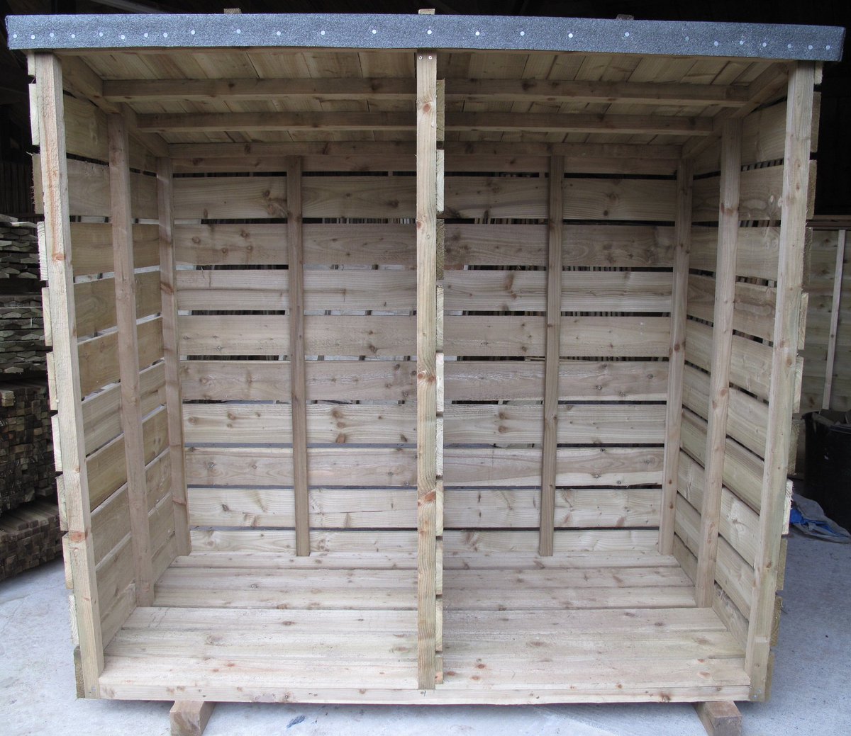 DuncombeSawmill's tweet photo. Our bespoke #LogStores can be made to fit in to a gap & can match your #fencing
Get in touch! 01439 770 234 https://t.co/srVyw5pnYr