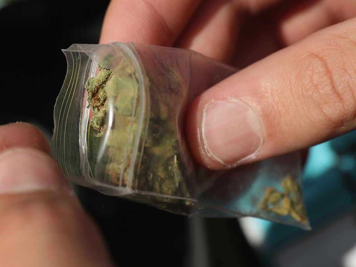 THEMMEXCHANGE's tweet photo. Medicinal #cannabis will be legal in #Australia this year - here's what that means 

https://t.co/rQbhjGrTnp #MME https://t.co/YiSn0dCAol