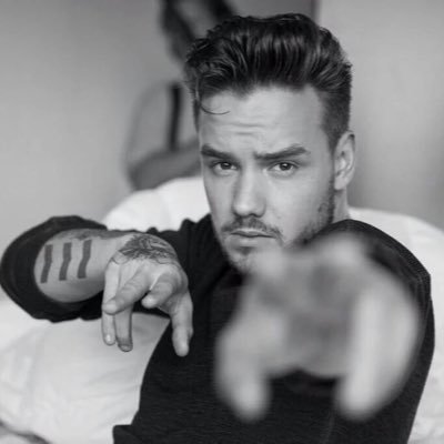 _1DZaynUpdates's tweet photo. 🔁Retweett🔁
#TalentAwards Larry
#TalentAwards Home
#TalentAwars Directioners
#TalentAwards Made in The A.M https://t.co/BzAkmS99Sy