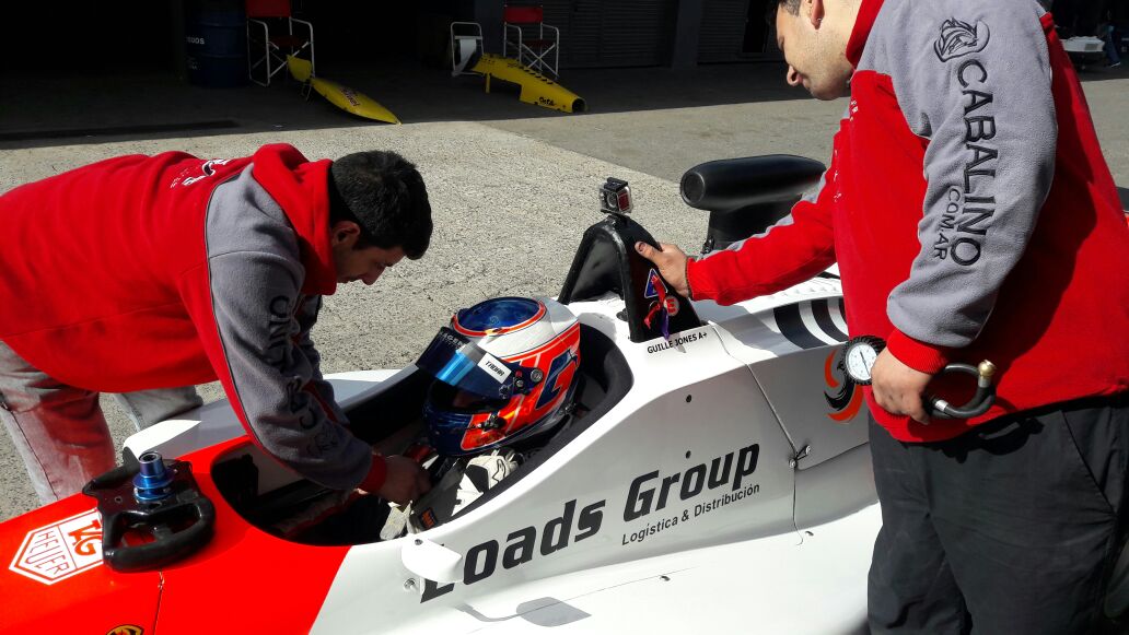 gustaricar2013's tweet photo. #F1MA Vamos Amigo @guillejoness Con todo hoy! 🚥🏁🏆💪👍 https://t.co/vj3g2DlsvO